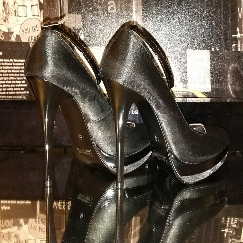 Highest Heels Collection - Picture 6 of 7
